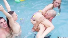 Mofos – Innocent Pool Party Orgy
